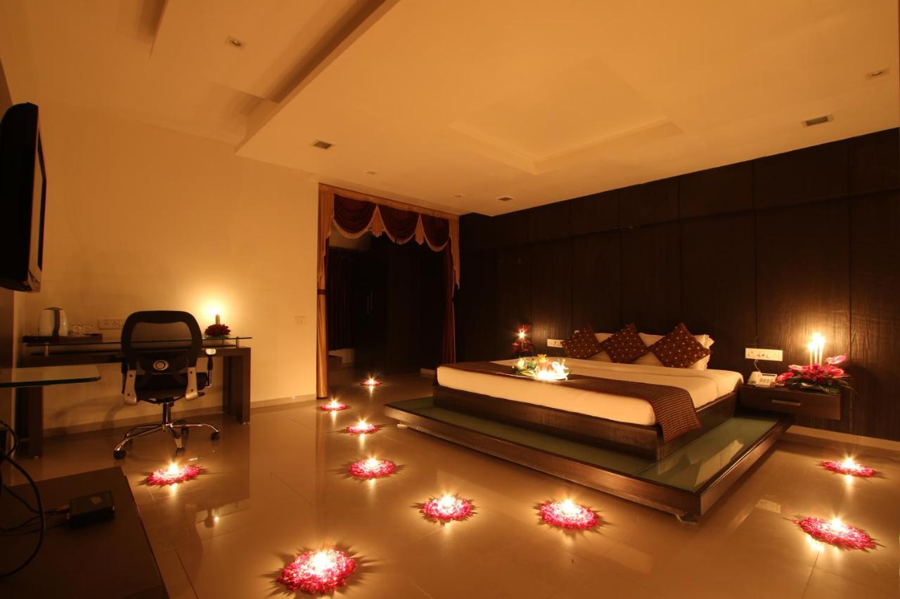 Prakruti Resort 바도다라 외부 사진