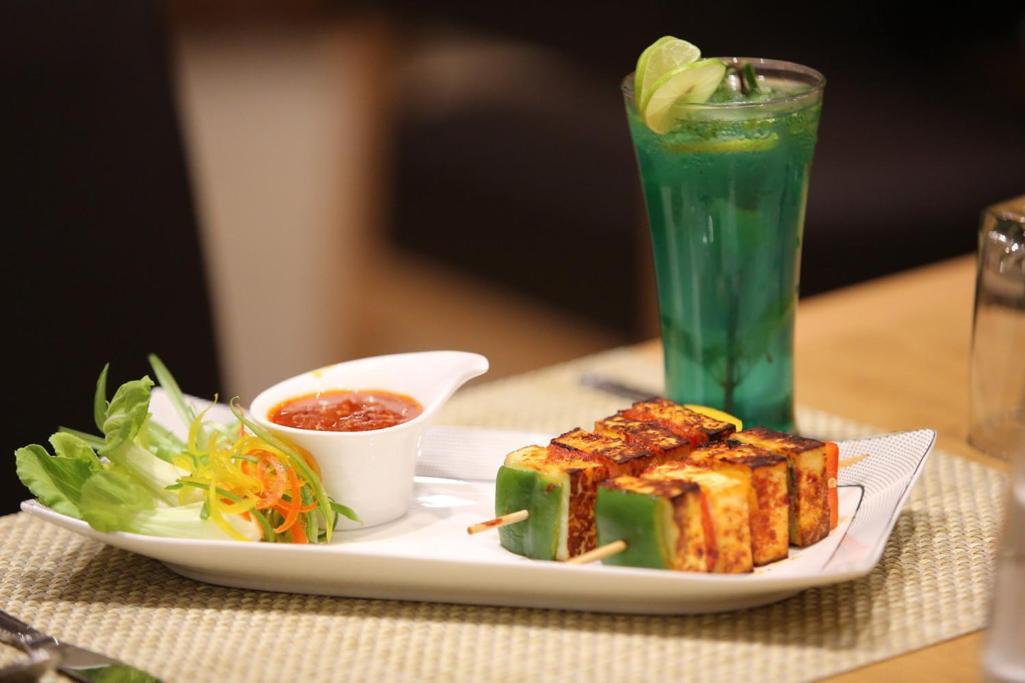 Prakruti Resort 바도다라 외부 사진