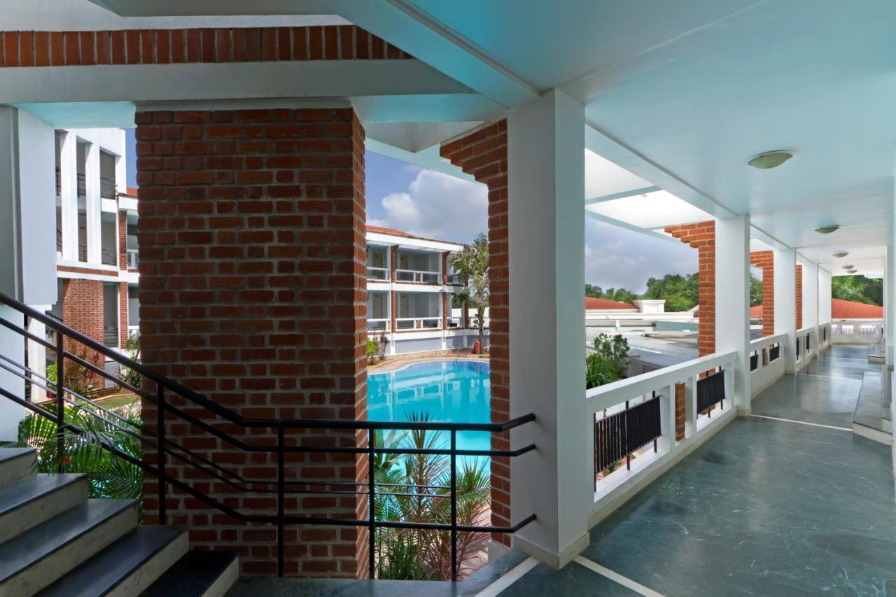 Prakruti Resort 바도다라 외부 사진